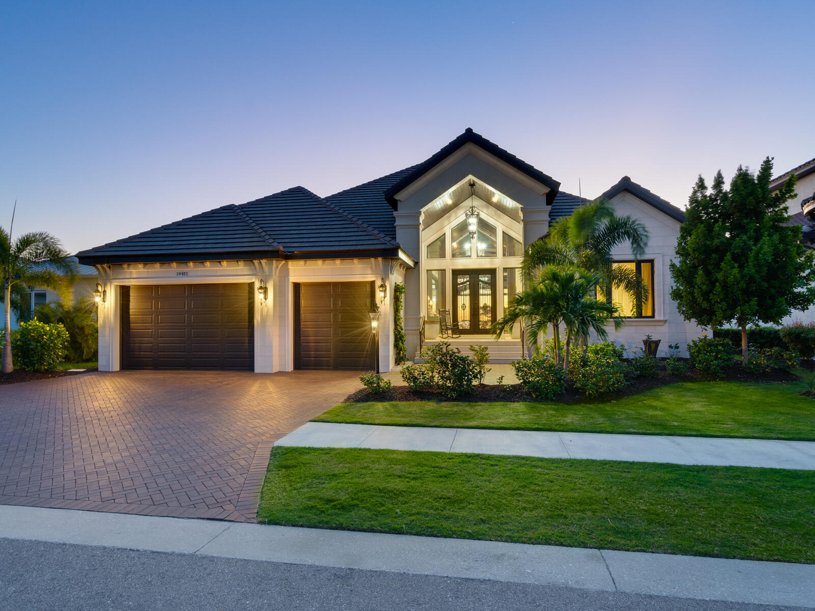 14421 Masthead Dr Osprey FL 34229 USA 068 067 Chpteam0068 MLS Size Tom Shumway
